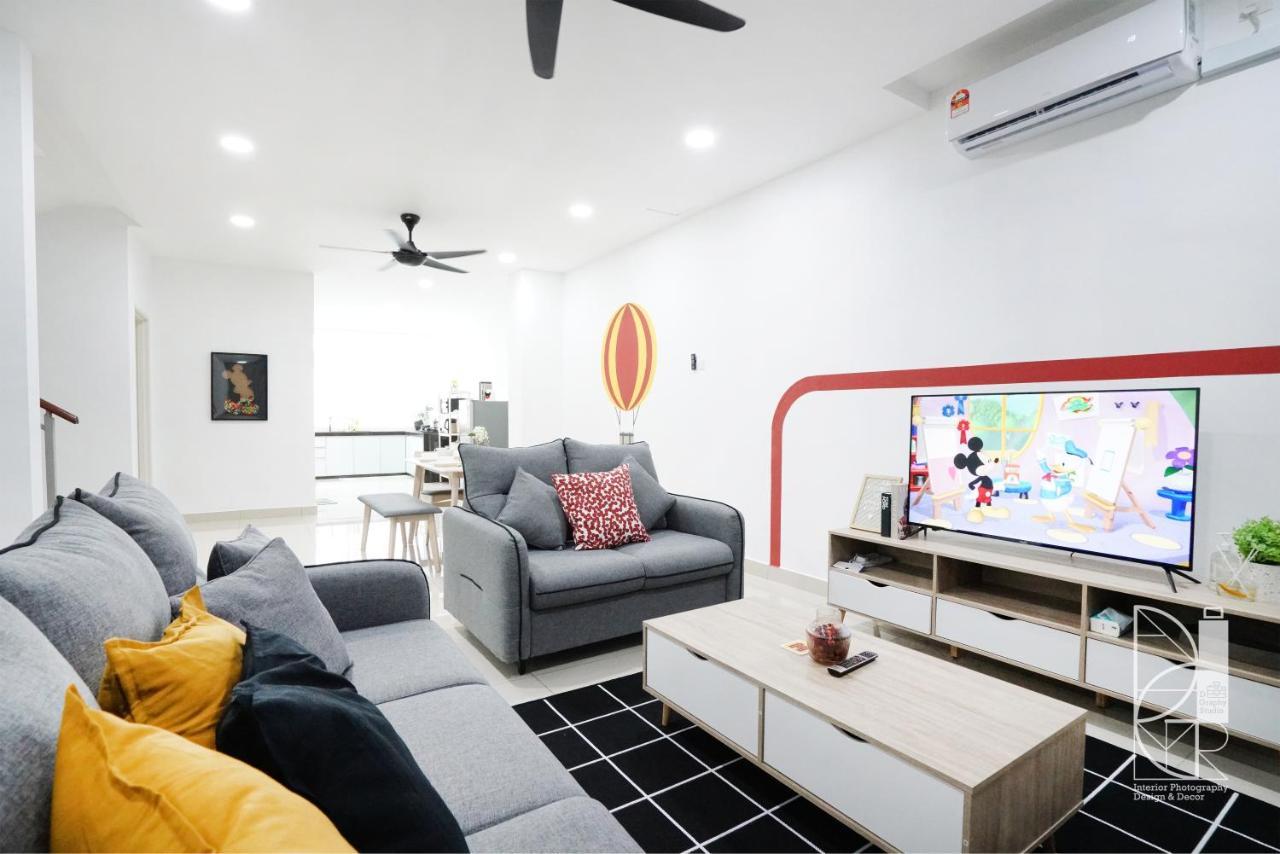 Desaru Ktv Mickey Theme By Joyfully 29M6 Villa Bandar Penawar Exterior photo