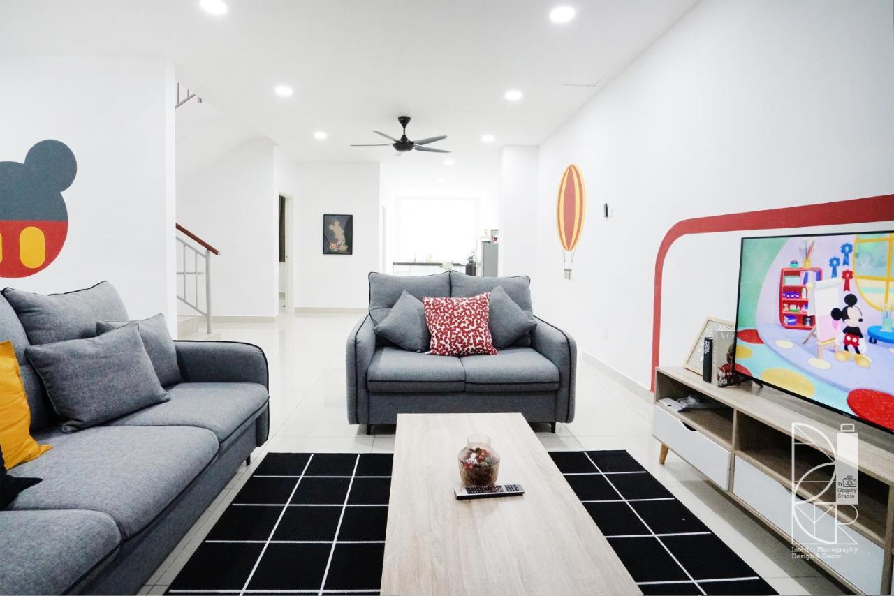 Desaru Ktv Mickey Theme By Joyfully 29M6 Villa Bandar Penawar Exterior photo